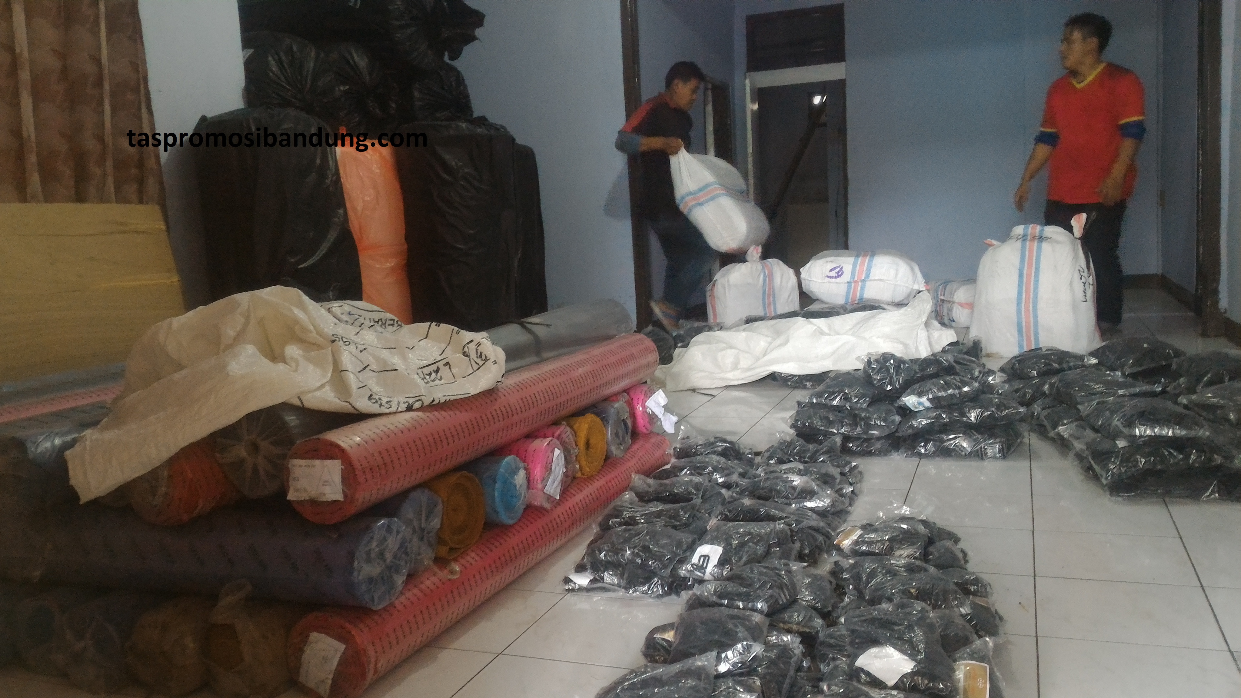 Jasa Pembuatan Tas Koper Berkualitas di Bandung