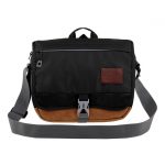 Pengrajin Tas Jinjing Kawasan Bandung